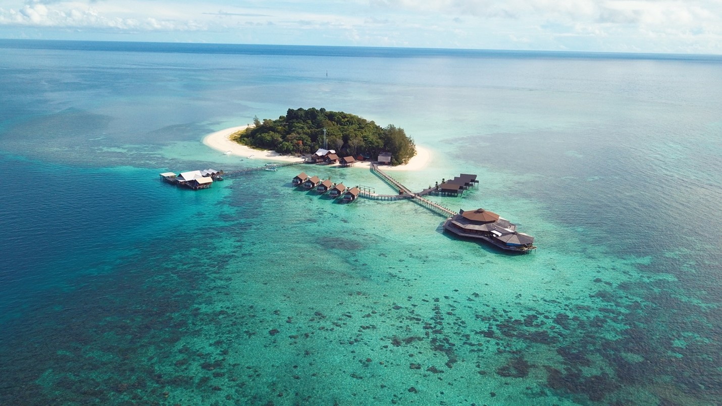 Aerial view of Lankayan Island dive resort Achier Chung Reef Guardian