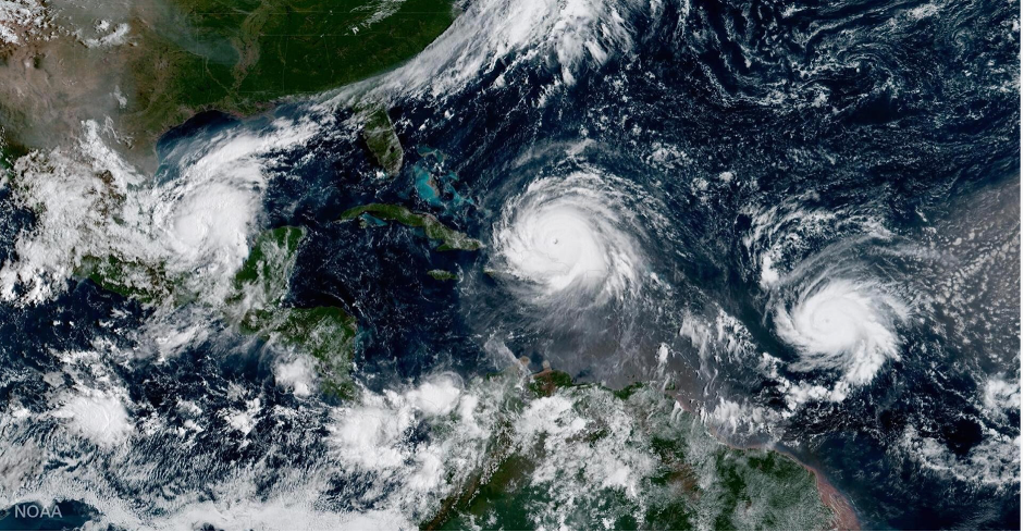 Berbagai badai tropis di atas Karibia NOAA