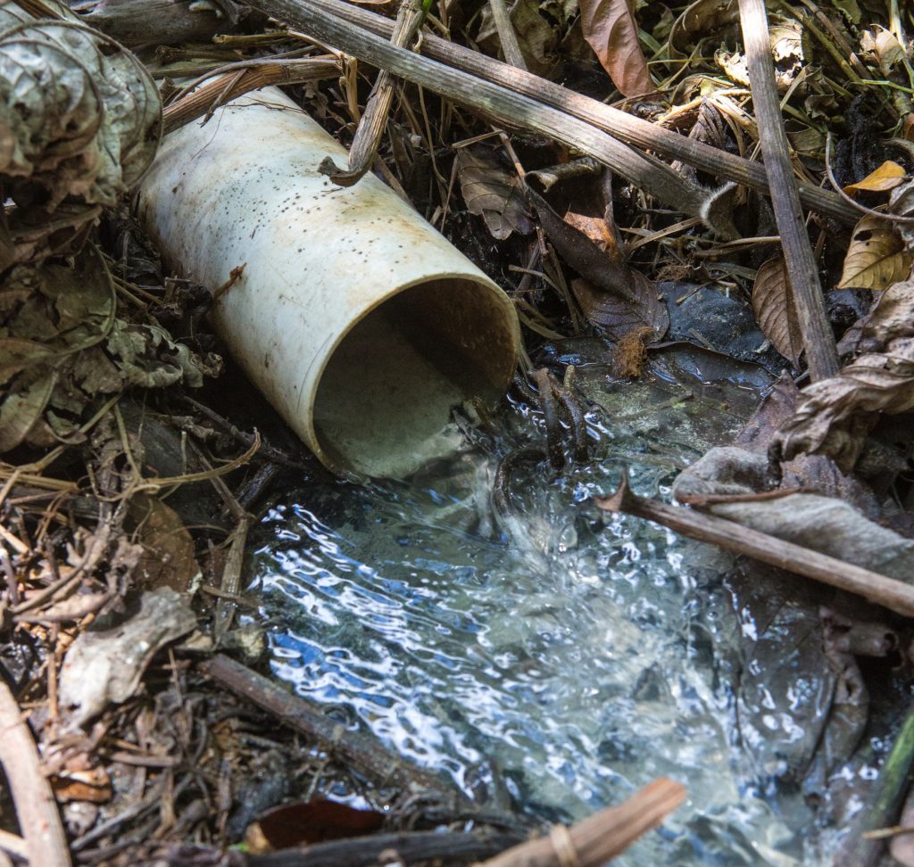 河川に排出される廃水drtim calver tnc